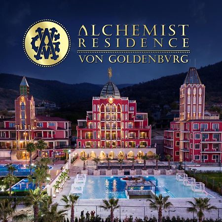 Alchemist Residence Von Goldenburg Belashtitsa Exteriör bild